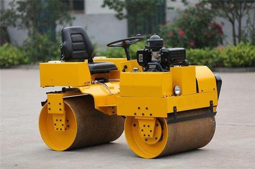 小型壓路機(jī)安全?？考记? title=